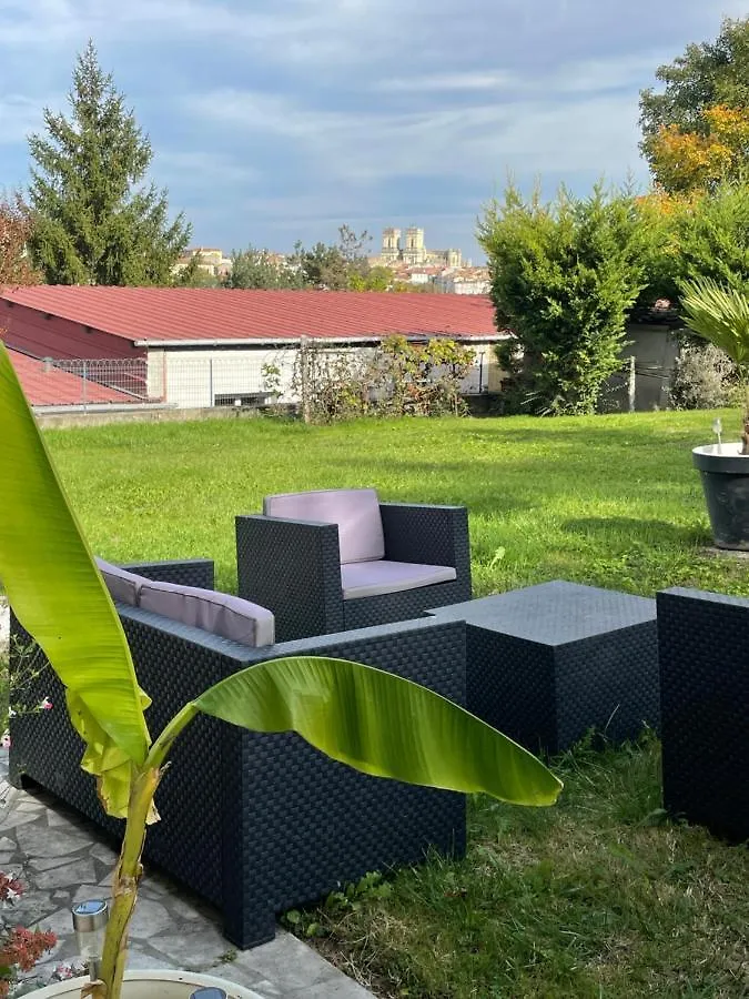 Joli Appartement Avec Acces Jardin Auch 0*,  France