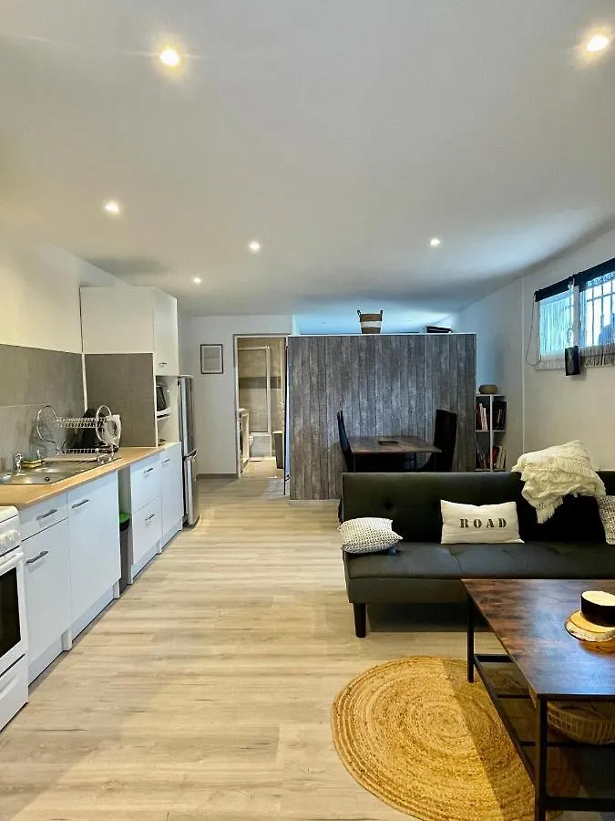 Apartment Joli Appartement Avec Acces Jardin Auch